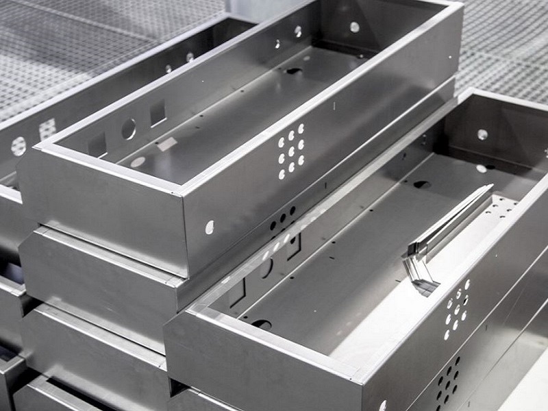 Gia công kim loại tấm