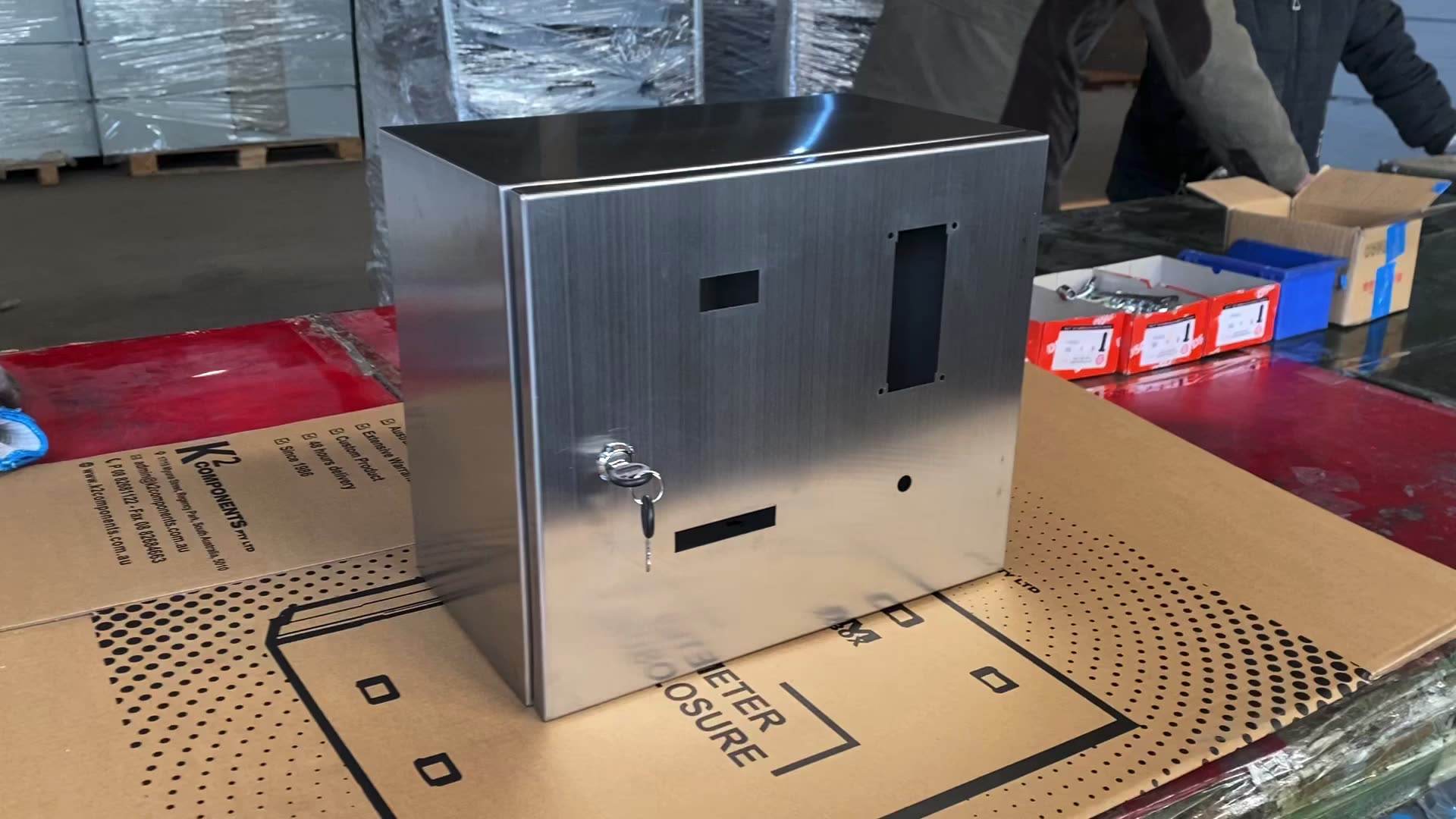 vỏ tủ điện inox 304 tại Nam Việt CNC