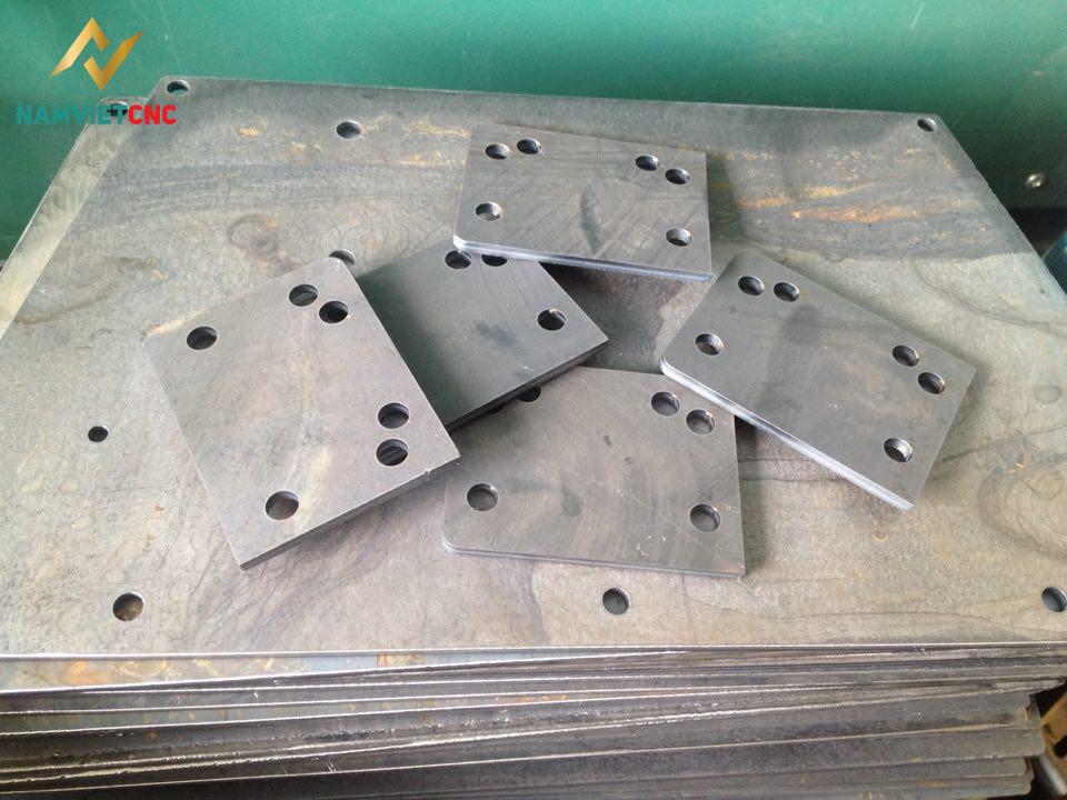 bản mã nối cọc