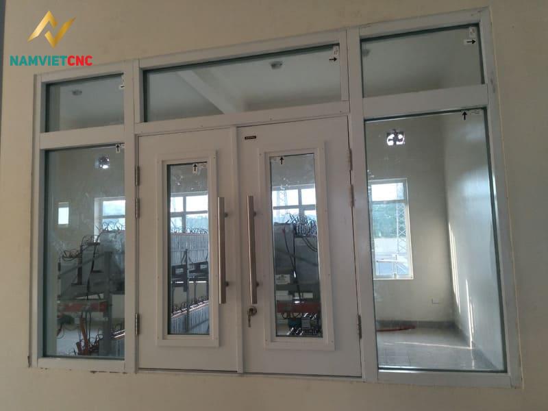 Cửa Kính Chống Cháy Trong Môi Trường Karaoke - Ngăn lửa và khói Cửa Kính Chống Cháy Trong Môi Trường Karaoke - Ngăn lửa và khói